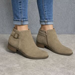 St John’s Bay Taupe Ankle Boots Women 6.5 Low Heel Zip Cottagecore